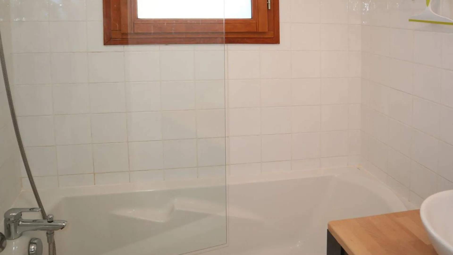 Superbe Chalet Pour 10 Pers. Avec Piscine, Sauna, Cheminee, Terrasse, Skis Aux Pieds - Les Orres 1800 - Fr-1-322-118